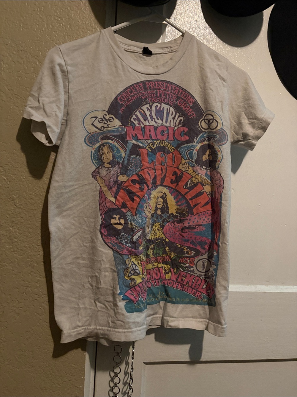 Tultex White Vintage-Style Led Zeppelin Graphic Tee